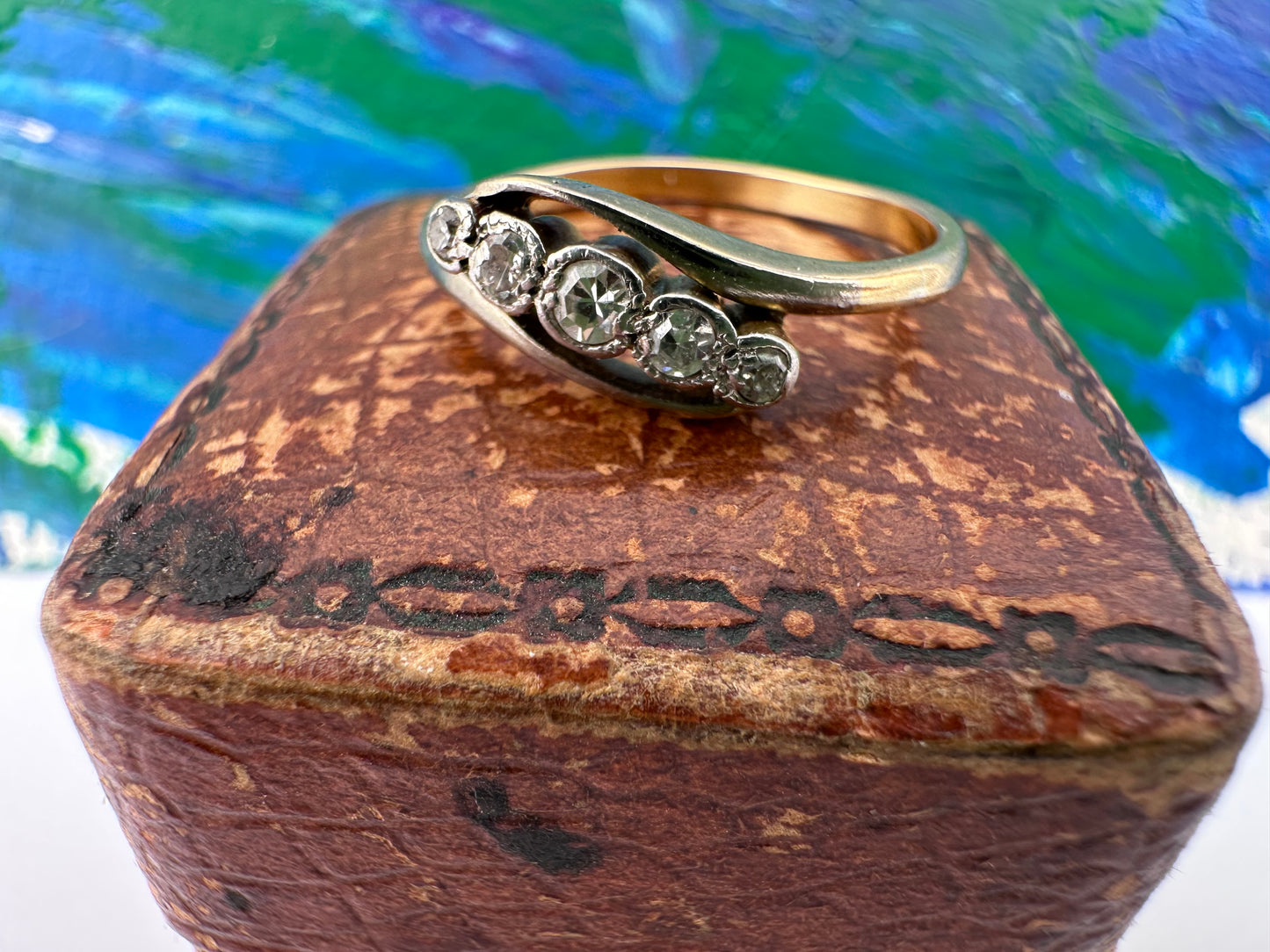 18ct Gold 5 European cut Diamond Cross over ring