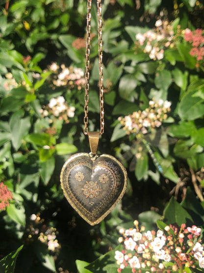 Victorian Piqué 9ct Gold & Silver inlaid Heart Pendant