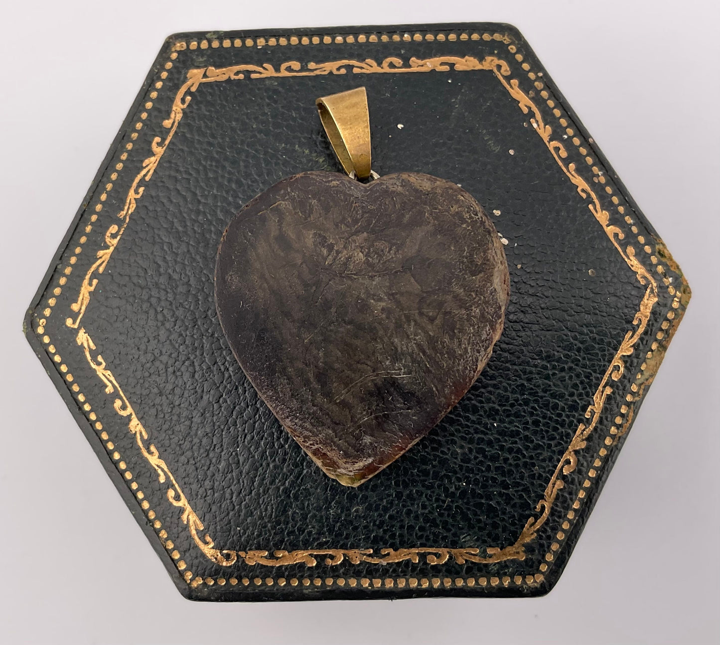 Victorian Piqué 9ct Gold & Silver inlaid Heart Pendant