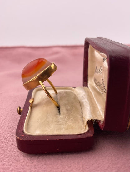 Vintage 20ct Gold Orange Agate Ring