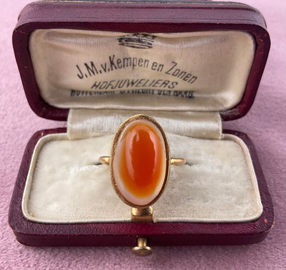 Vintage 20ct Gold Orange Agate Ring