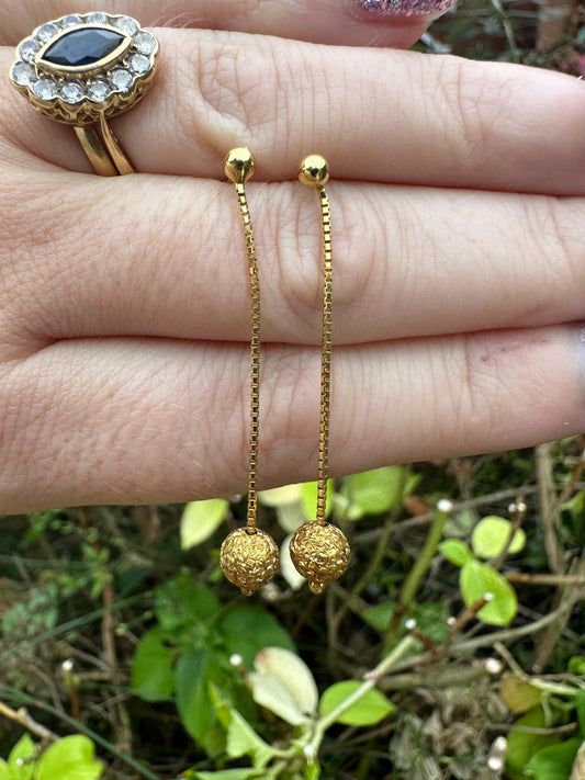 9ct Orb dangly earrings