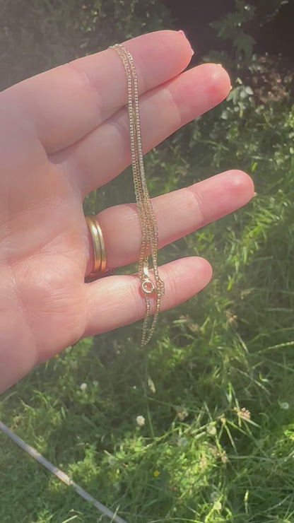 18ct Gold mini Mariner Chain