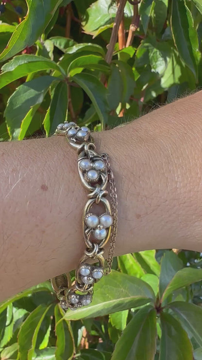 Antique 9ct Gold Pearl Trefoil bracelet with concealed clasp