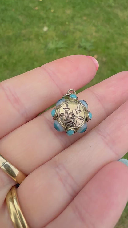 9ct Gold Evil eye charm with turquoise. Engraved with Turkish mosque.