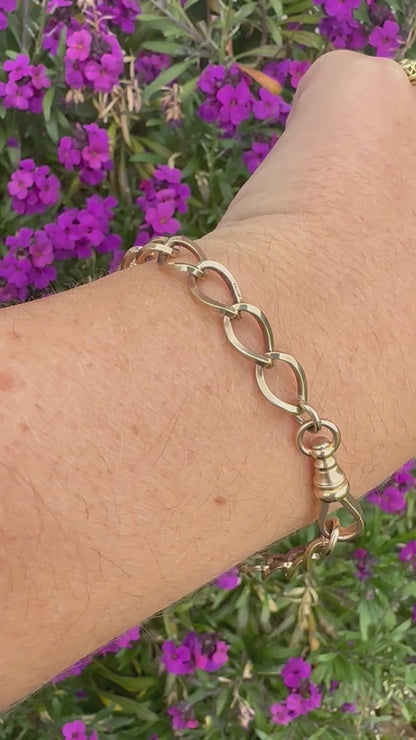 Vintage 9ct Gold Open curb bracelet with victorian flat edged dog clip