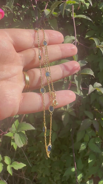 18ct Sapphire Station chain