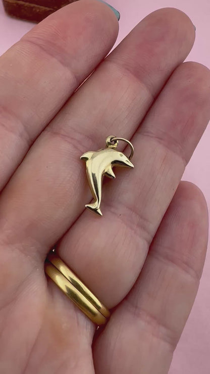 9ct Golf Dolphin Charm