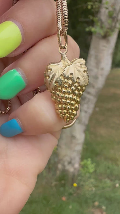 Vintage 9ct Gold Grape Charm