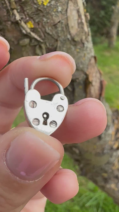 Vintage Sterling silver heart padlock
