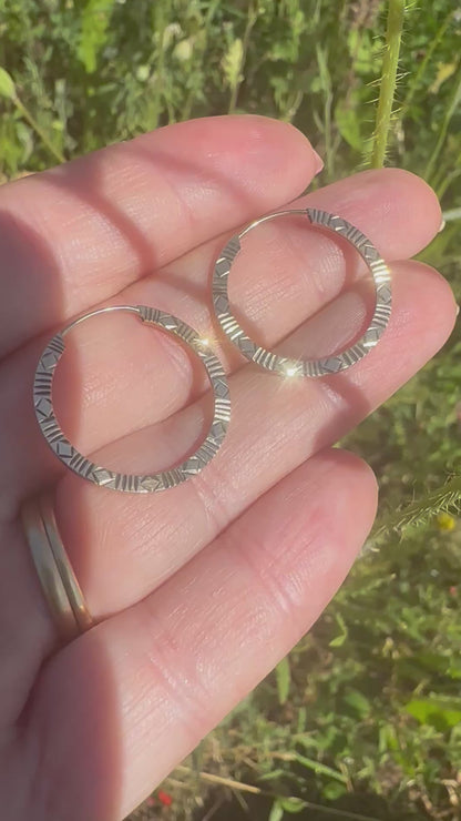 Vintage 9ct gold Round Hoops