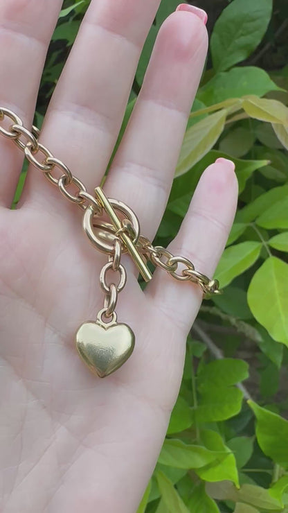 Vintage 9ct Gold Cable bracelet with heart toggle and heart t-bar