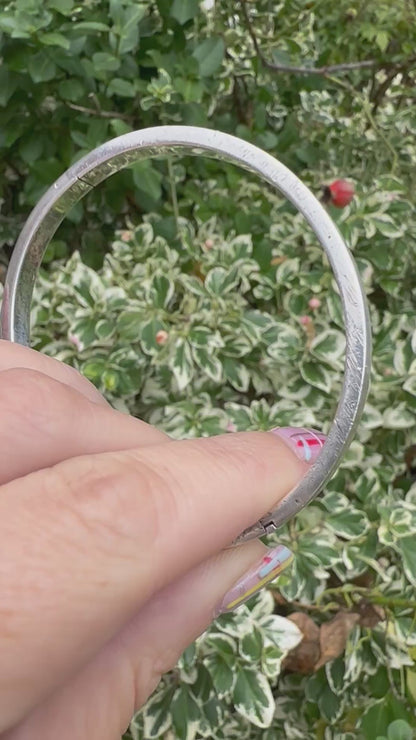 Sterling silver Plain hinged bangle