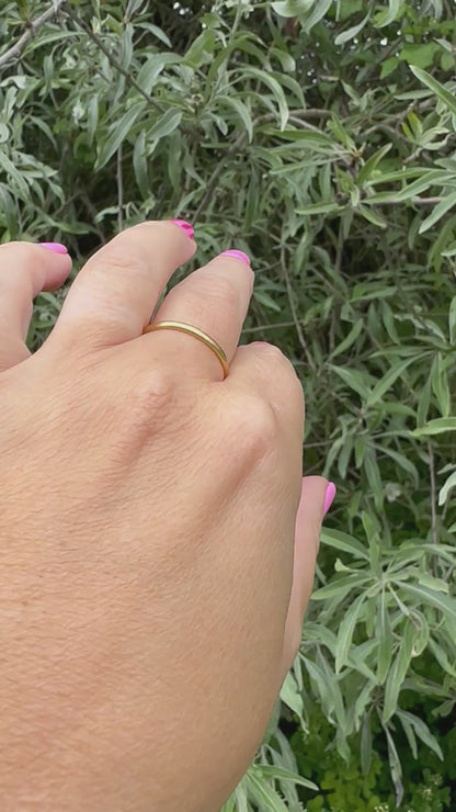 Vintage 22ct Gold thin Band