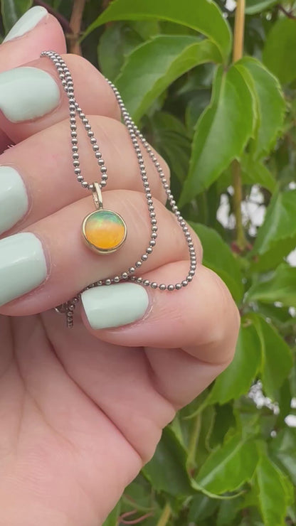 9ct Opal pendant