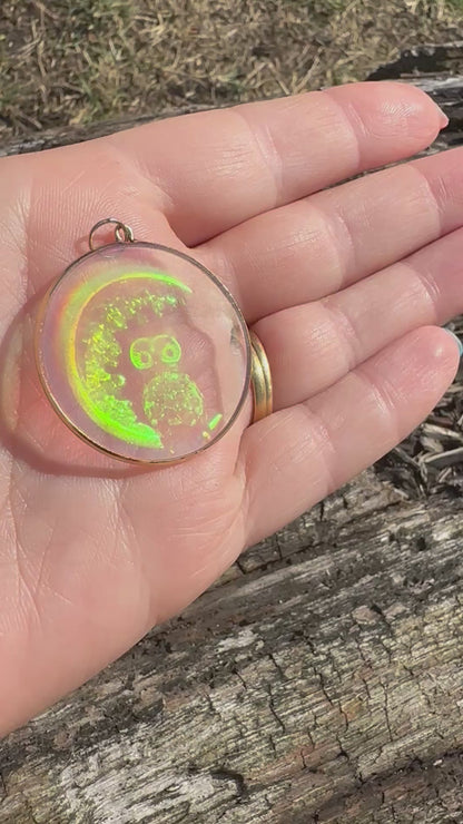 9ct Gold Hologram Owl and moon pendant