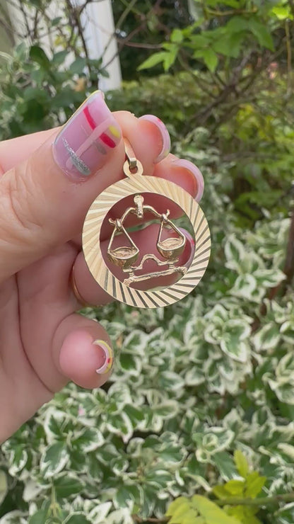 Vintage 9ct Gold Libra Charm with engine turned frame