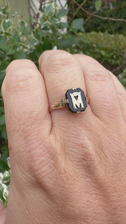 9ct Yellow Gold and Onyx  M or W Initial ring