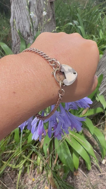 Antique 9ct Gold Graduated Curb bracelet with large heart padlock