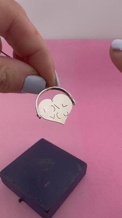 Sterling silver heart shaped ‘I Love you’ spinner