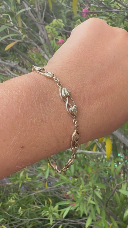 Vintage 9ct Gold Leaf/heart bracelet